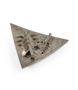 Piatto triangolare I (argento), 2006